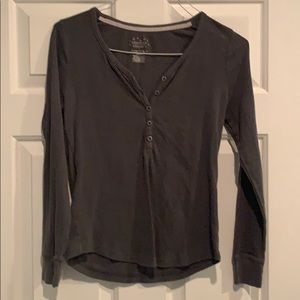 Women’s Sonoma gray long sleeve shirt